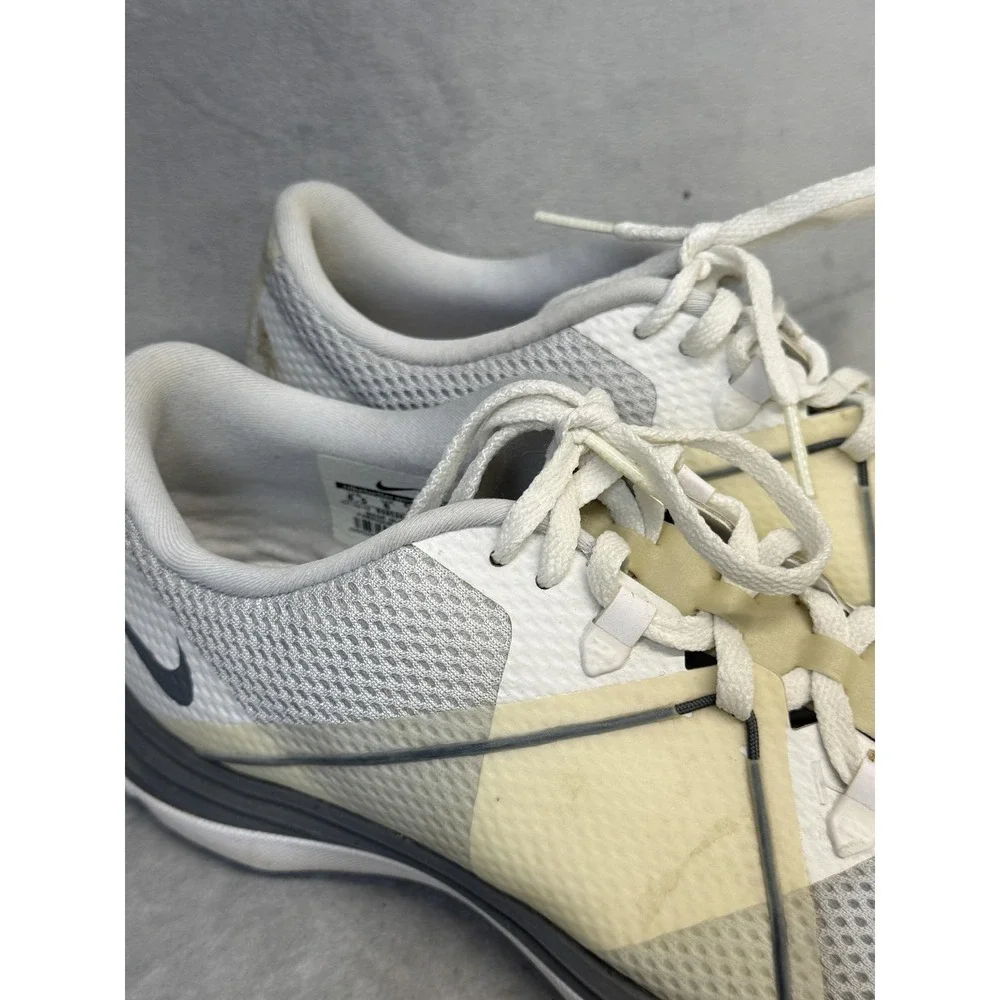 Nike Training Shoes Womens Size 8.5 White Gray‎ Lunarlon Sneakers 628539-002